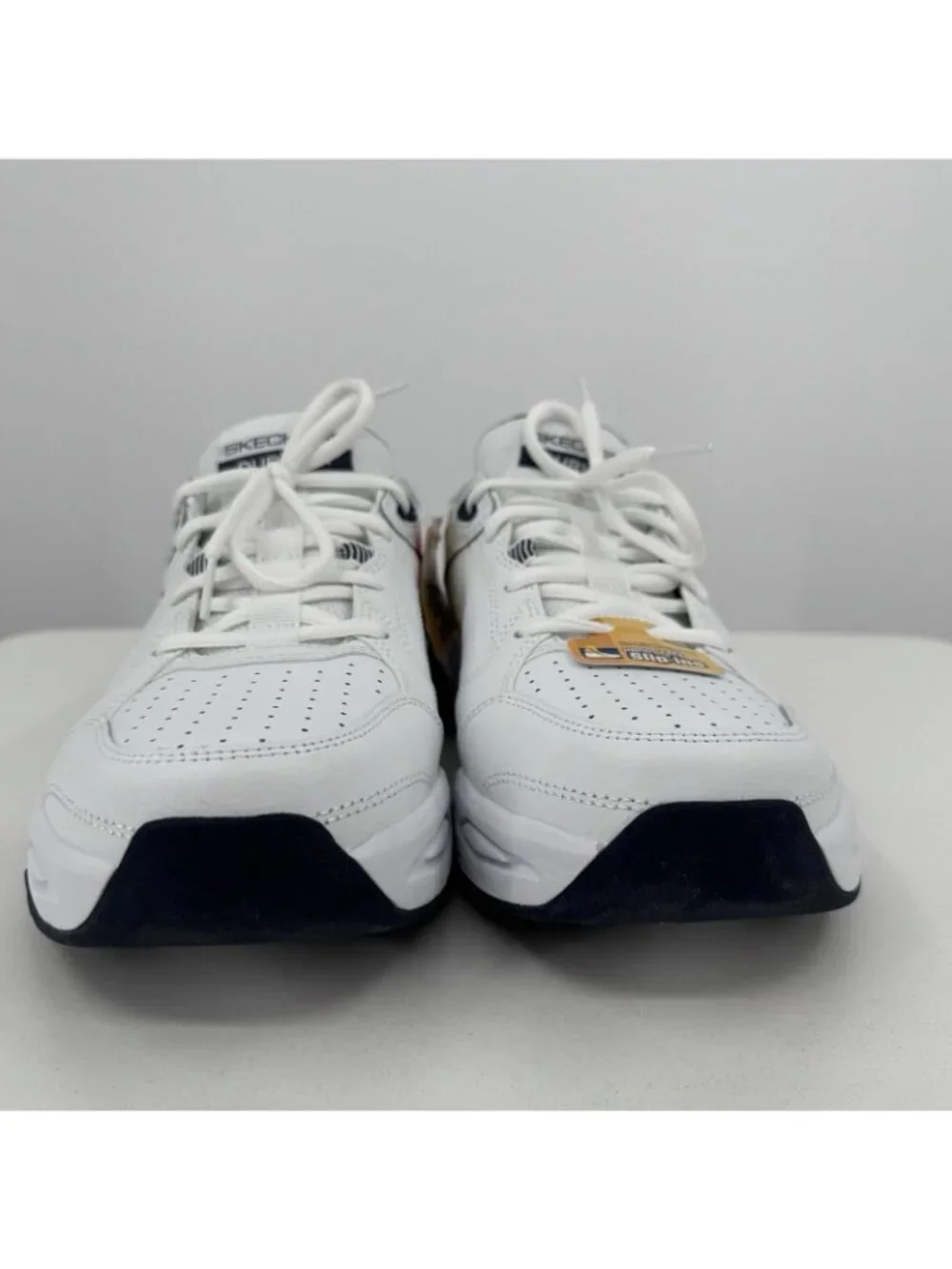 Skechers men slip